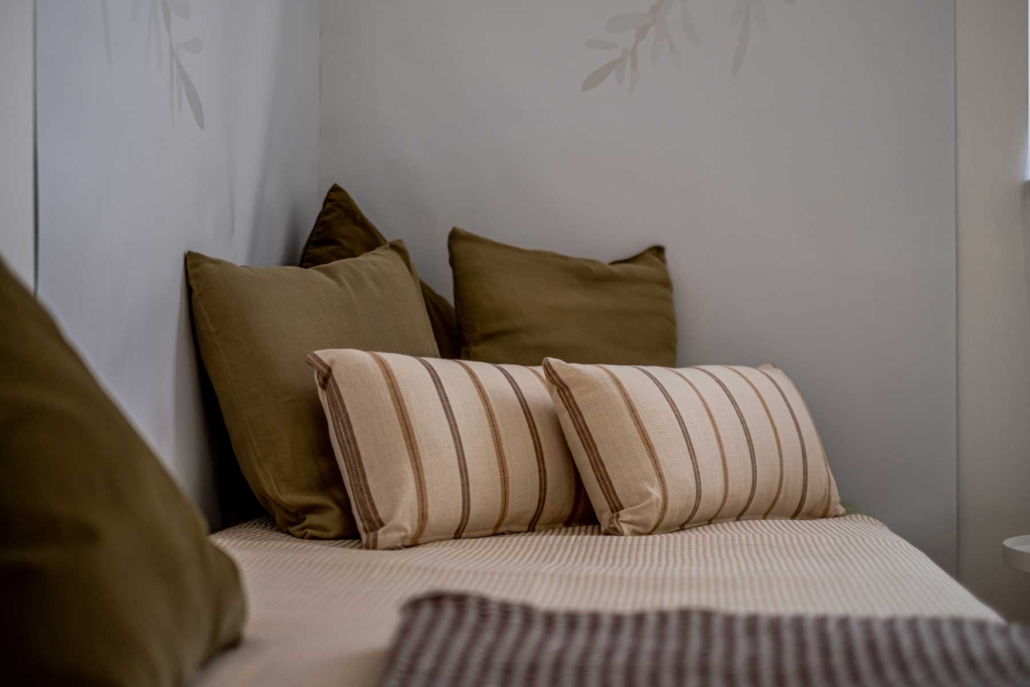016-Home-staging-vendita-vendere-casa-a-Lonato-del-Garda-Gallery-DETTAGLIO-CAMERA-SINGOLA